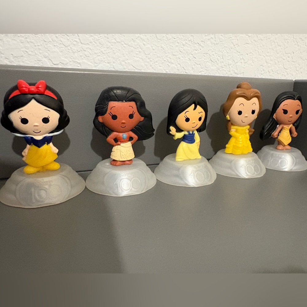 McDonald’s Disney 100 Happy Meal Characters (Princesses)